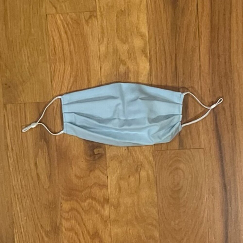 NWOT designer-inspired face mask
